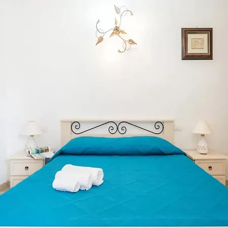 Ferienhaus Holiday Home In San Teodoro Near La Cinta Beach Tanaunella