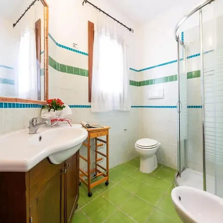 Ferienhaus Holiday Home In San Teodoro Near La Cinta Beach Tanaunella