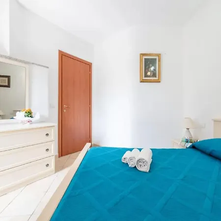 Ferienhaus Holiday Home In San Teodoro Near La Cinta Beach Tanaunella