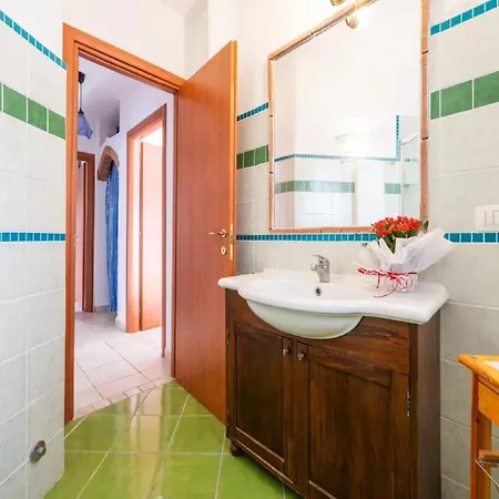 Ferienhaus Holiday Home In San Teodoro Near La Cinta Beach Tanaunella